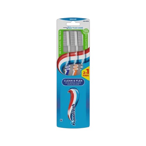 aquafresh clean & flex medium toothbrush 3 pack